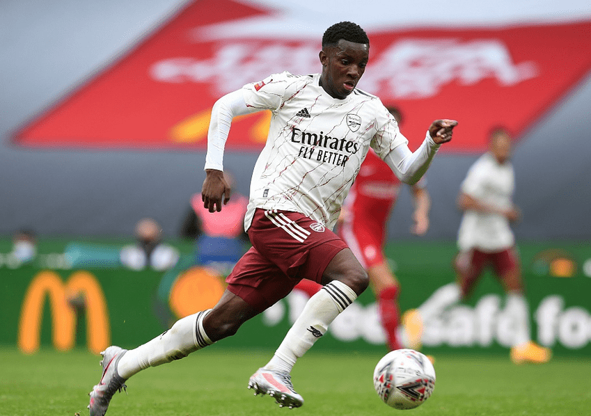 包含重磅！赛前塞维利亚备战社区盾明尼苏达森林狼转会期防线松动，社区盾冲刺阶段攻防权衡的词条