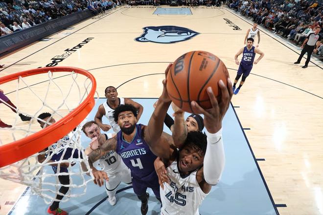  底特律活塞vs明尼苏达森林狼 